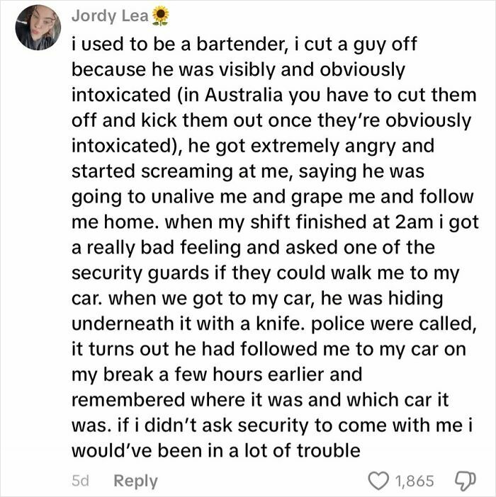 72 Creepiest Customer Encounters That Sent Chills Down Employees’ Spines