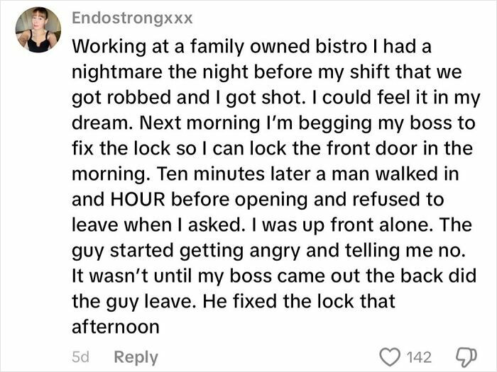 72 Creepiest Customer Encounters That Sent Chills Down Employees’ Spines