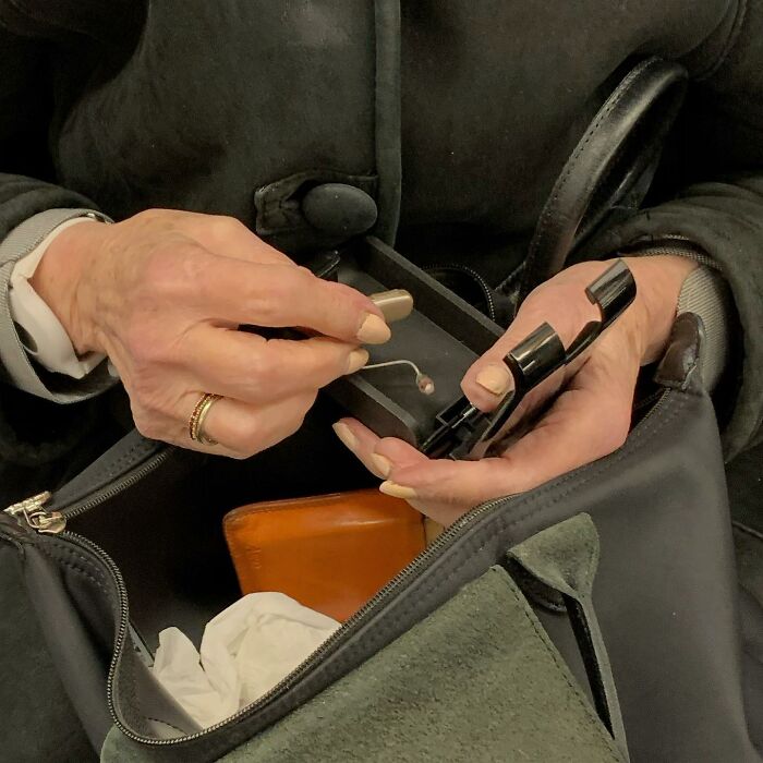 New York Subway Has The Most Unusual Passengers Carrying These 61 Things In Their Hands