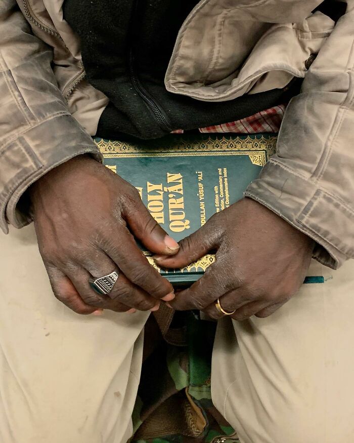 New York Subway Has The Most Unusual Passengers Carrying These 61 Things In Their Hands