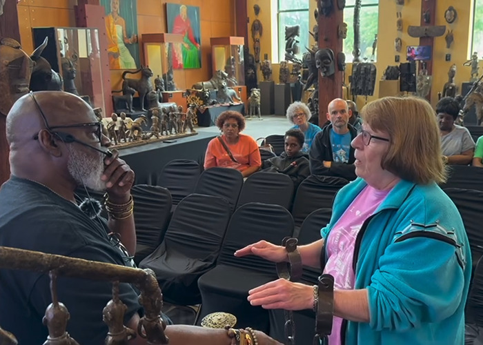 White Woman&#8217;s &#8220;Dramatic&#8221; Reaction To Being Shackled During African-American Museum Visit Goes Viral