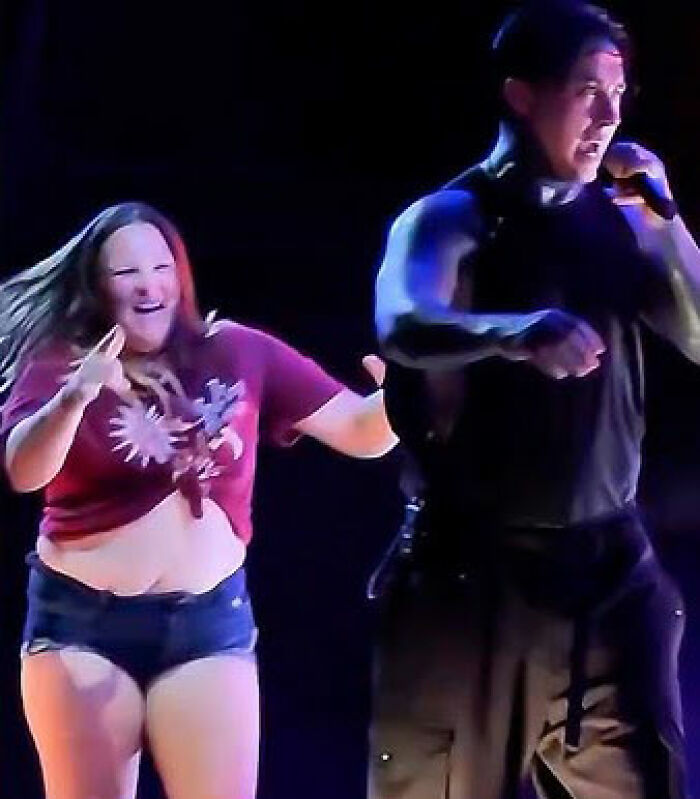 &#8220;Nothing Justifies This Humiliation&#8221;: Ex-Con Rock Star Blasted For Fat Shaming Woman Who Rushed The Stage