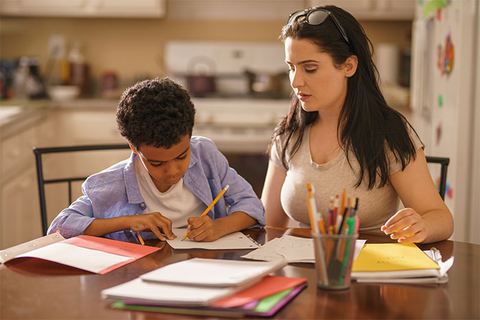Mom Thinks A Sorry Text Will Be Enough To Compensate For Babysitter&#8217;s Ruined Laptop