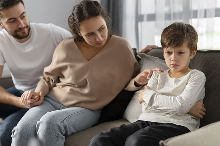 Mom Thinks A Sorry Text Will Be Enough To Compensate For Babysitter&#8217;s Ruined Laptop