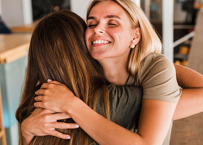 “My Best Friend’s Husband Went Through My Phone, And It Ended Our Friendship”