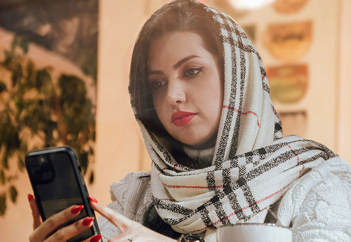 Woman’s Four Year Relationship Ended When Her Family Stages An “Intervention”