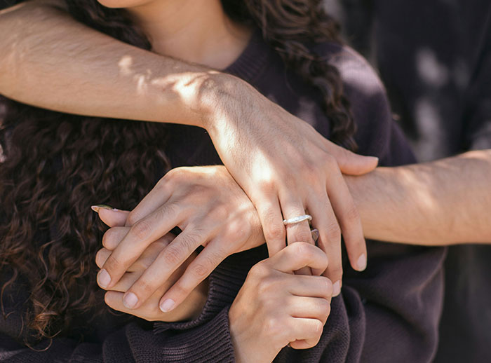 80 Things Men Do That Women Say Decide If They Can Trust Them Or Not