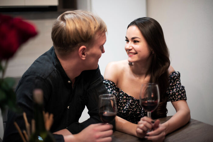 &#8220;I Brought My Mum Along&#8221;: 39 Hilarious Ways To Ruin A First Date In 60 Seconds