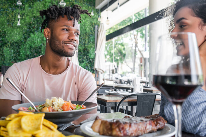 &#8220;I Brought My Mum Along&#8221;: 39 Hilarious Ways To Ruin A First Date In 60 Seconds