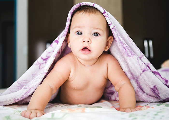 Man Loses His First GF At 21, Wants To Name His Baby After Her Years Later And Upsets Wife