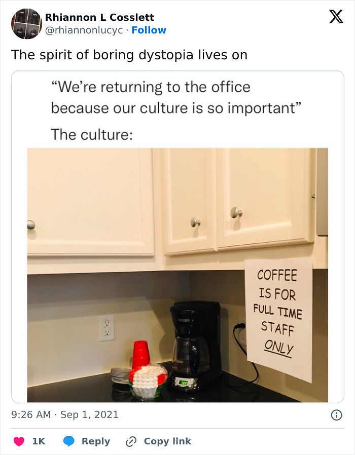 People Are Sharing Pics And Screenshots Of Why They Hate Their Boss