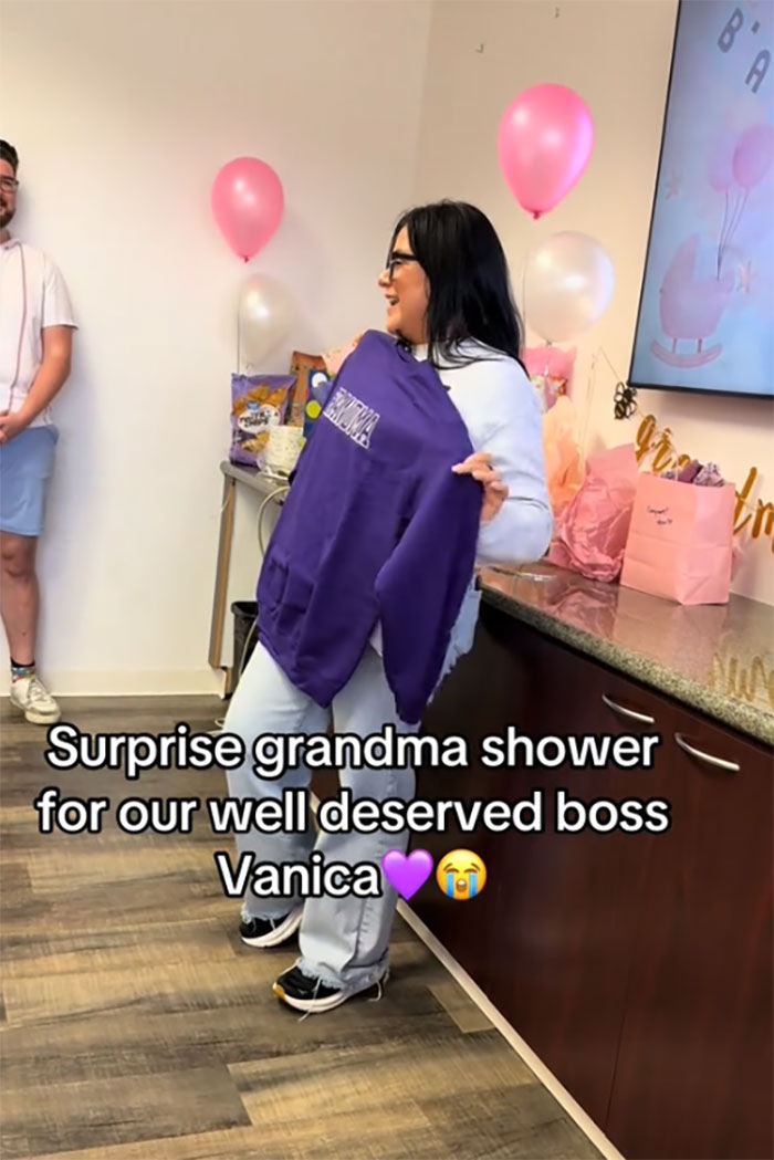 People Have Strong Opinions On Grandmas Having A Baby Shower To Celebrate Their New Status