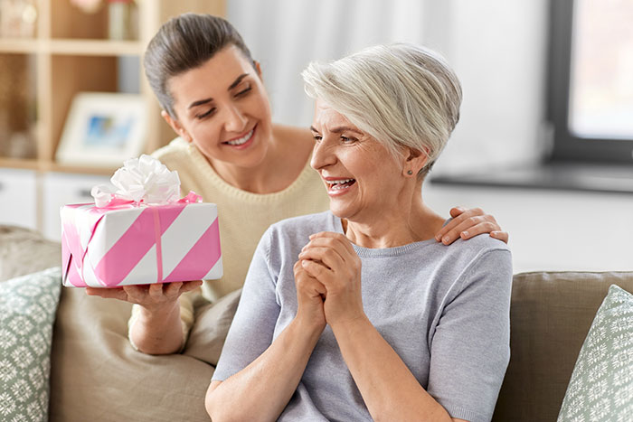 People Have Strong Opinions On Grandmas Having A Baby Shower To Celebrate Their New Status