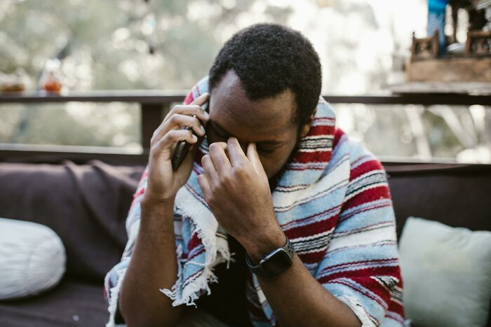 43 Bizarre Messages And Phone Calls That Made People Want To Chuck Their Phone Out The Window