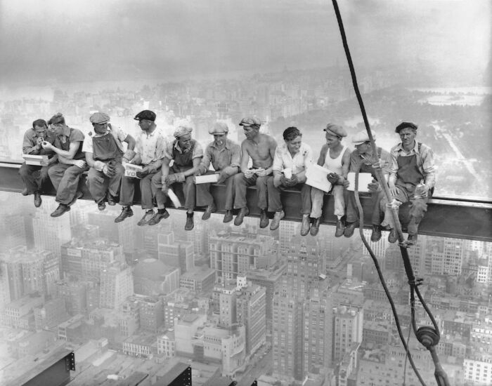 27 Photos That Seem Normal Until You Learn The Mysteries Behind Them