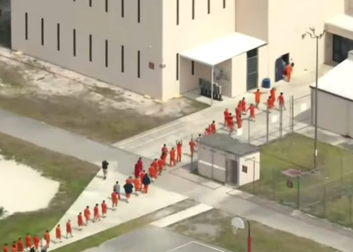 Hundreds Of Detainees Reportedly Missing From ICE Records After Being Sent To ‘Alligator Alcatraz’