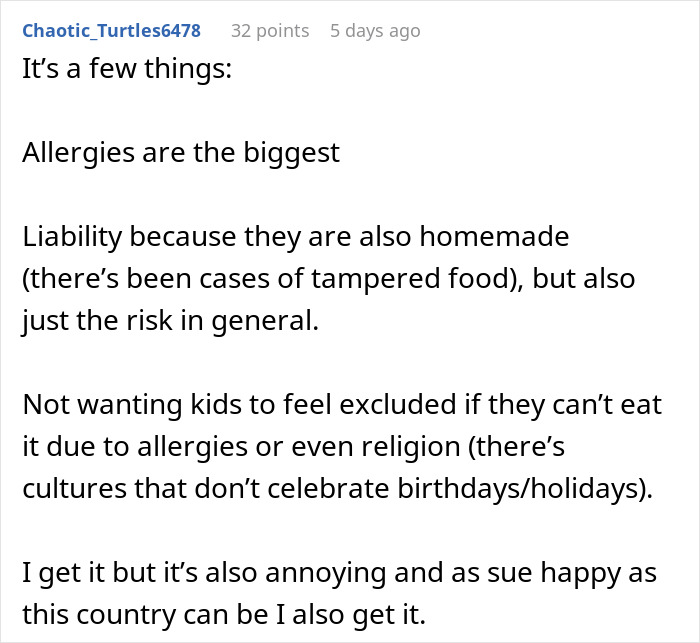 Mom Spends Hours Baking Cupcakes For Son’s Birthday, Is Furious After School&#8217;s Reaction