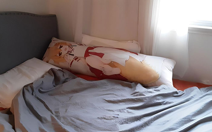 Couple&#8217;s Hilarious Sleep Solution Has MIL Horrified, Wife Must Choose Between Sleep Or Peace