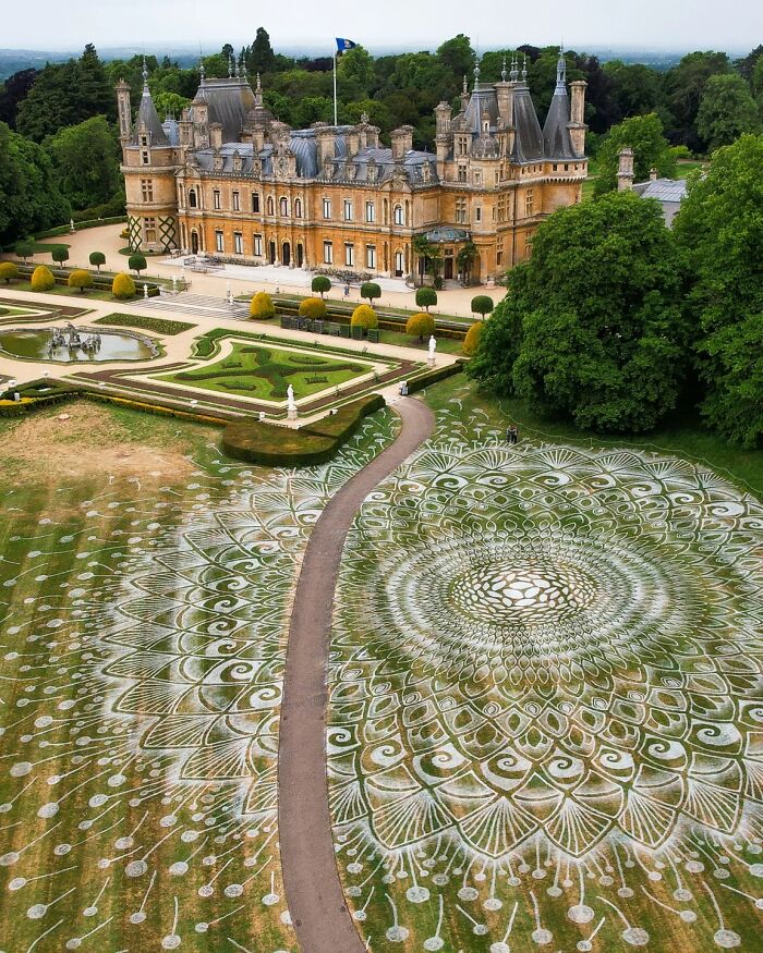 Unnaturally Natural Patterns: Artist Arranges Stones And Other Materials In Stunning Land Art (47 New Pics)