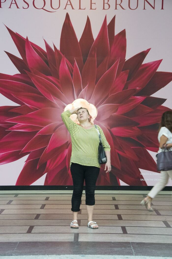 30 Funny Coincidences And Clever Street Photography Shots By Giancarla Pancera