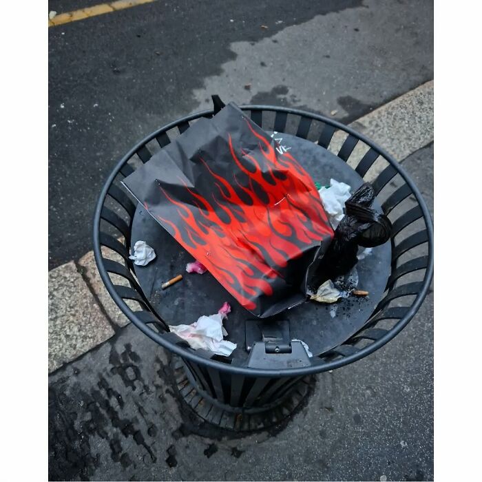 30 Funny Coincidences And Clever Street Photography Shots By Giancarla Pancera
