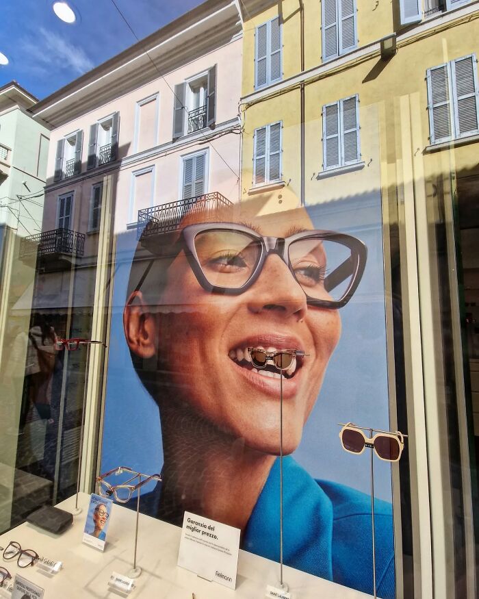30 Funny Coincidences And Clever Street Photography Shots By Giancarla Pancera