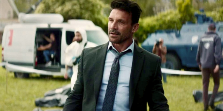 Agent Bobby O'Neil in Hitman's Wife's Bodyguard