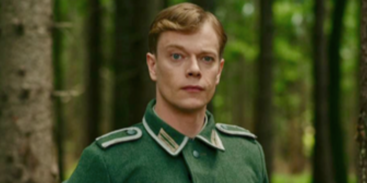 Alfie Allen in JoJo Rabbit Alfie Allen in JoJo Rabbit