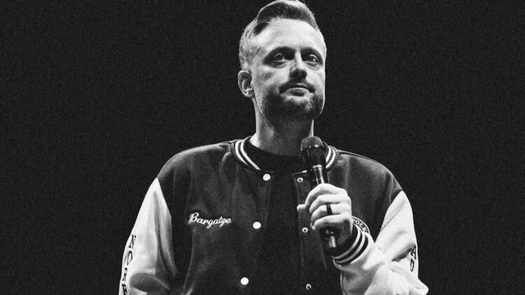 Comedian Nate Bargatze