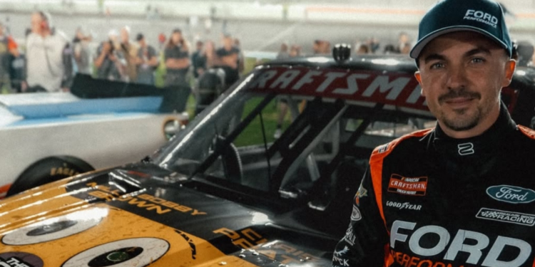 Frankie Muniz motorsport race car driver Frankie Muniz motorsport race car driver