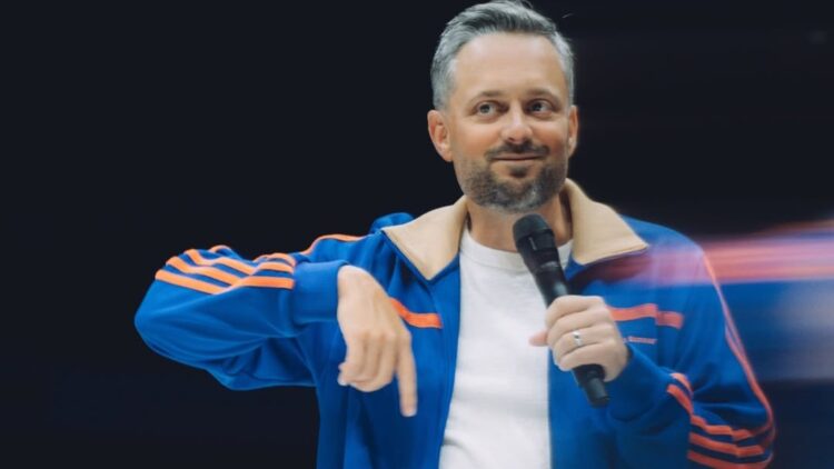 Nate Bargatze on stage