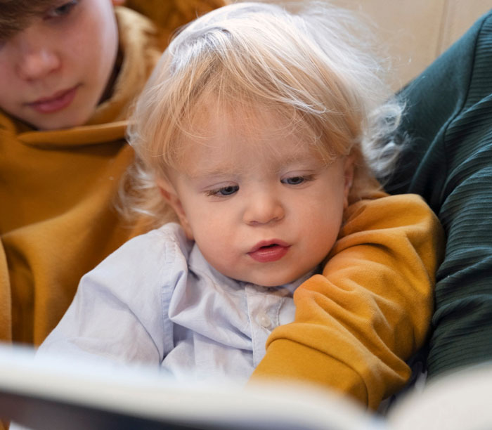 Teen Won&#8217;t Babysit His 3 Stepsiblings As Their Mom Is Terminally Ill, Takes Heat From Dad