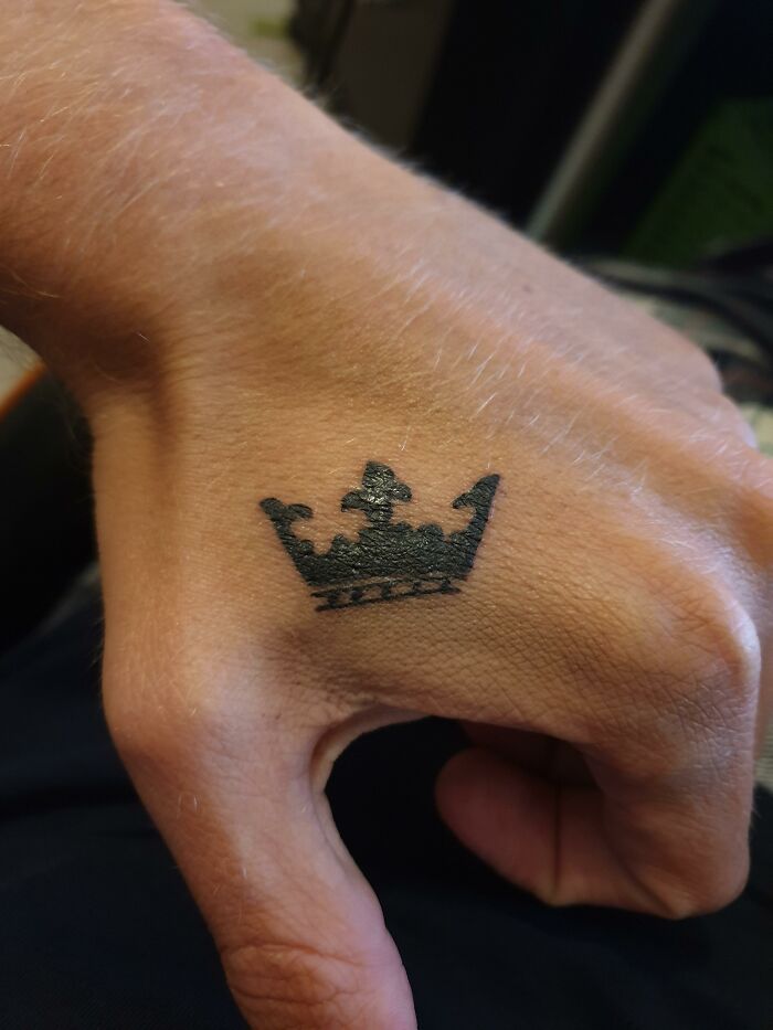 “Are You Sure You Want That?”: 43 Artists Reveal The Worst Things Clients Wanted Tattooed