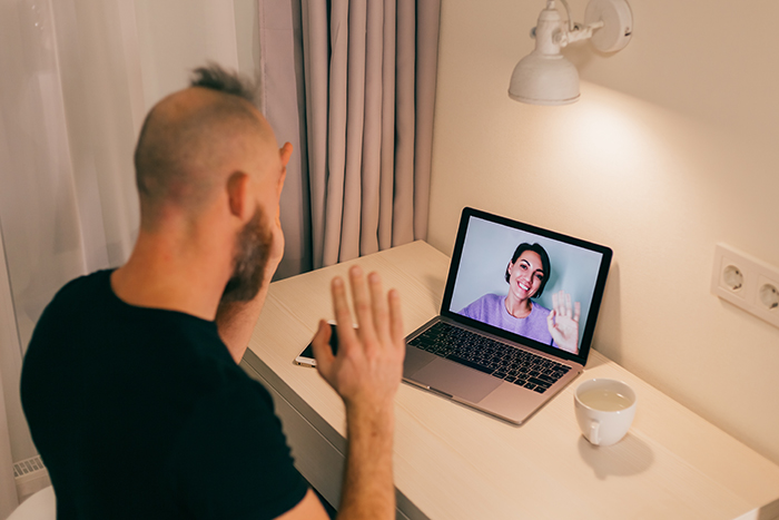 Woman Eavesdrops On Boyfriend’s Private Therapy Session, Is Angered By What She Hears
