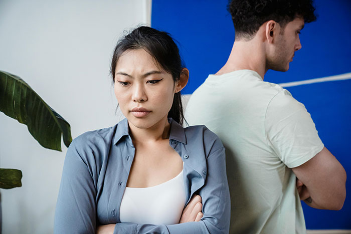 Mom’s Alarm Bells Ring After Discovering Daughter Knows Nothing About Her BF, Plans Secret Scheme