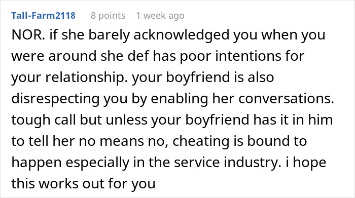 Man Doesn’t Get Why GF Is Upset About His “Work Wife” Who’s Sending Him Hearts And Mirror Selfies