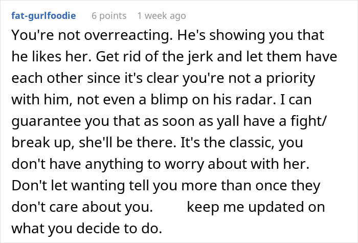 Man Doesn’t Get Why GF Is Upset About His “Work Wife” Who’s Sending Him Hearts And Mirror Selfies