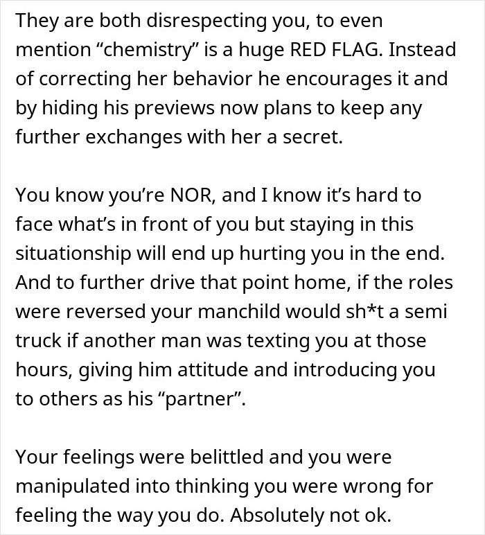 Man Doesn’t Get Why GF Is Upset About His “Work Wife” Who’s Sending Him Hearts And Mirror Selfies