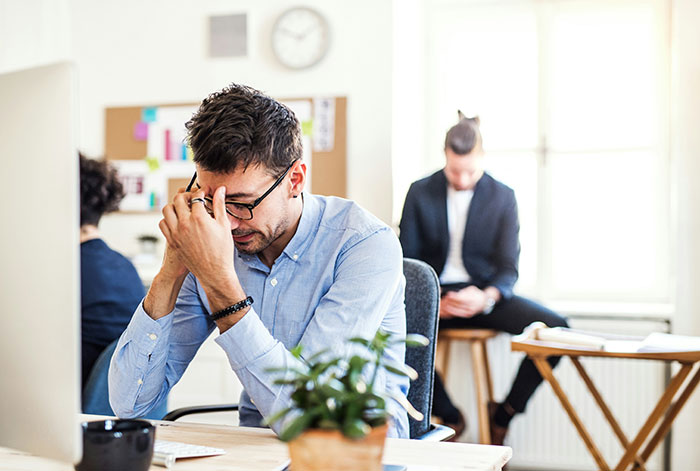Boss Livid Employee Didn’t Check Their Email On Their Way To Work As They Take Public Transit