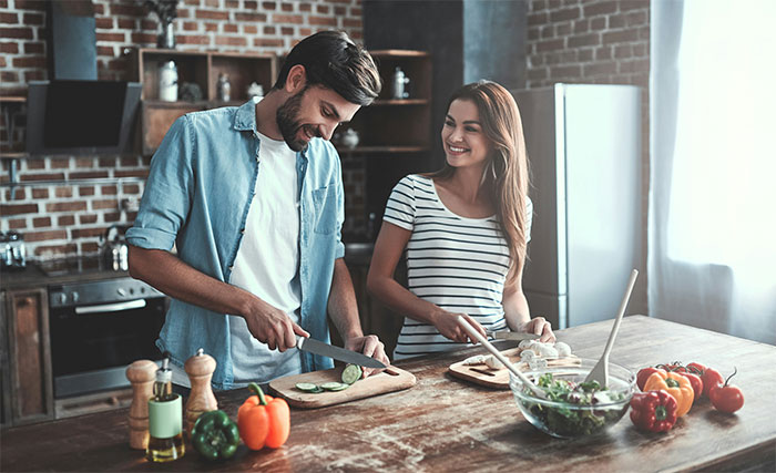 &#8220;I Blow Dry Chicken&#8221;: 36 People Who Cook Smarter, Not Harder, Share Their Weirdest Kitchen Cheats