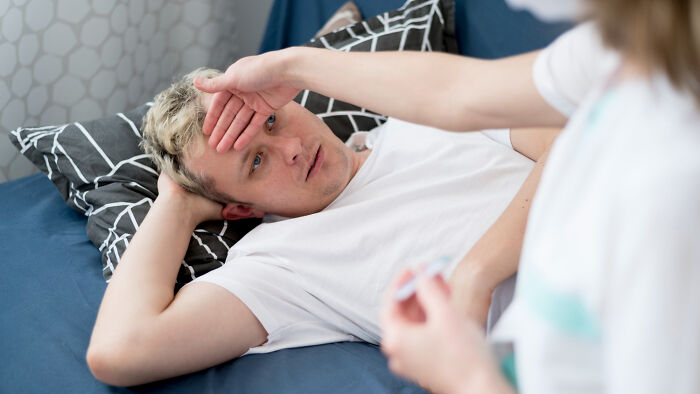 29 Scary Times Doctors Brushed Off Someone’s Symptoms As “Just Anxiety” But It Was Anything But