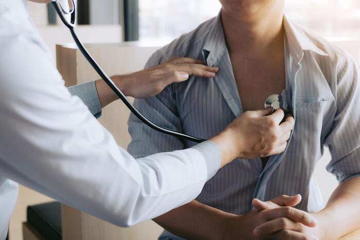 29 Scary Times Doctors Brushed Off Someone’s Symptoms As “Just Anxiety” But It Was Anything But