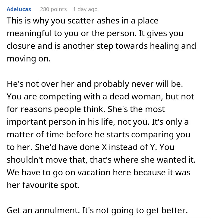 Guy Brings His Late Ex&#8217;s Ashes To Honeymoon After Remarrying, His New Spouse Is Just Stunned