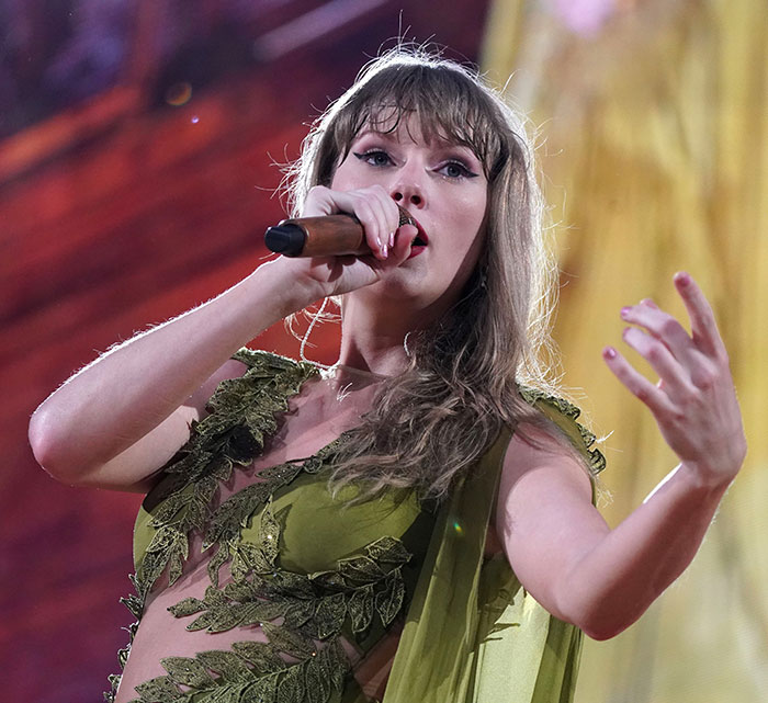 Taylor Swift Dubbed “Tone Deaf” Over Leaked Lyrics From Upcoming Album, The Life Of A Showgirl