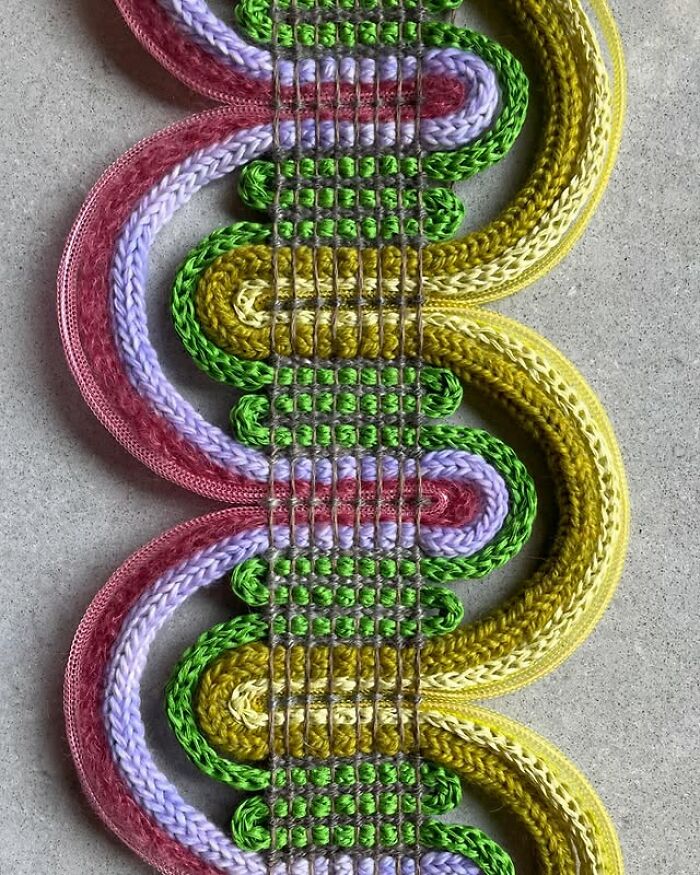 Meditative, Colorful, Mesmerizing: This Artist’s Fiber Art Has It All (50 Pics)