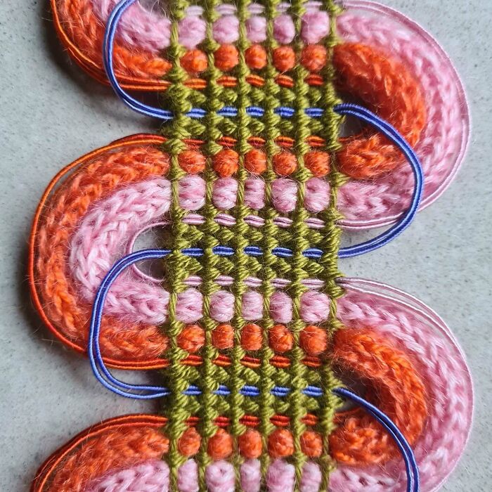 Meditative, Colorful, Mesmerizing: This Artist’s Fiber Art Has It All (50 Pics)