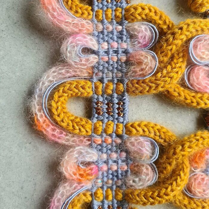 Meditative, Colorful, Mesmerizing: This Artist’s Fiber Art Has It All (50 Pics)