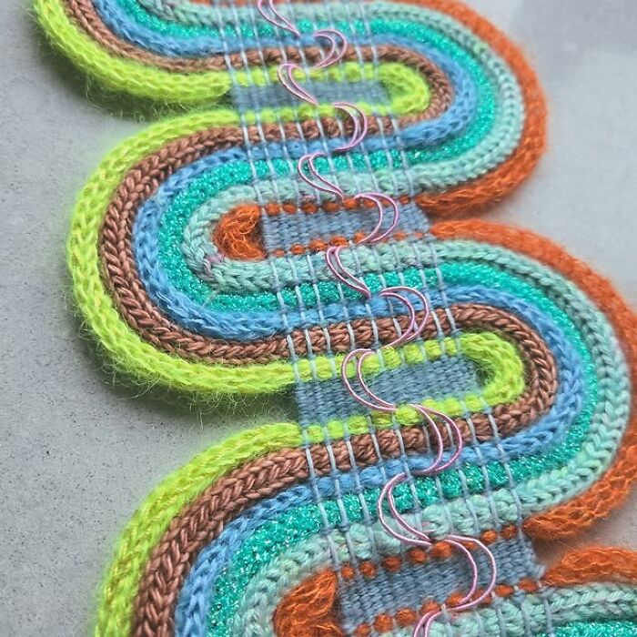 Meditative, Colorful, Mesmerizing: This Artist’s Fiber Art Has It All (50 Pics)