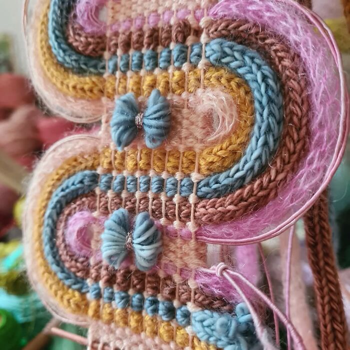 Meditative, Colorful, Mesmerizing: This Artist’s Fiber Art Has It All (50 Pics)