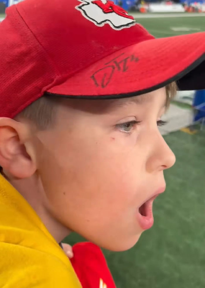 Viral &#8216;Kansas City Karen&#8217; Who Snatched Headband From 10YO Boy Lashes Out At Critics In New Video